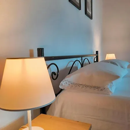 Stone 1850 Affittacamere Gjirokastër