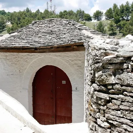 Stone 1850 Penzion Gjirokastër